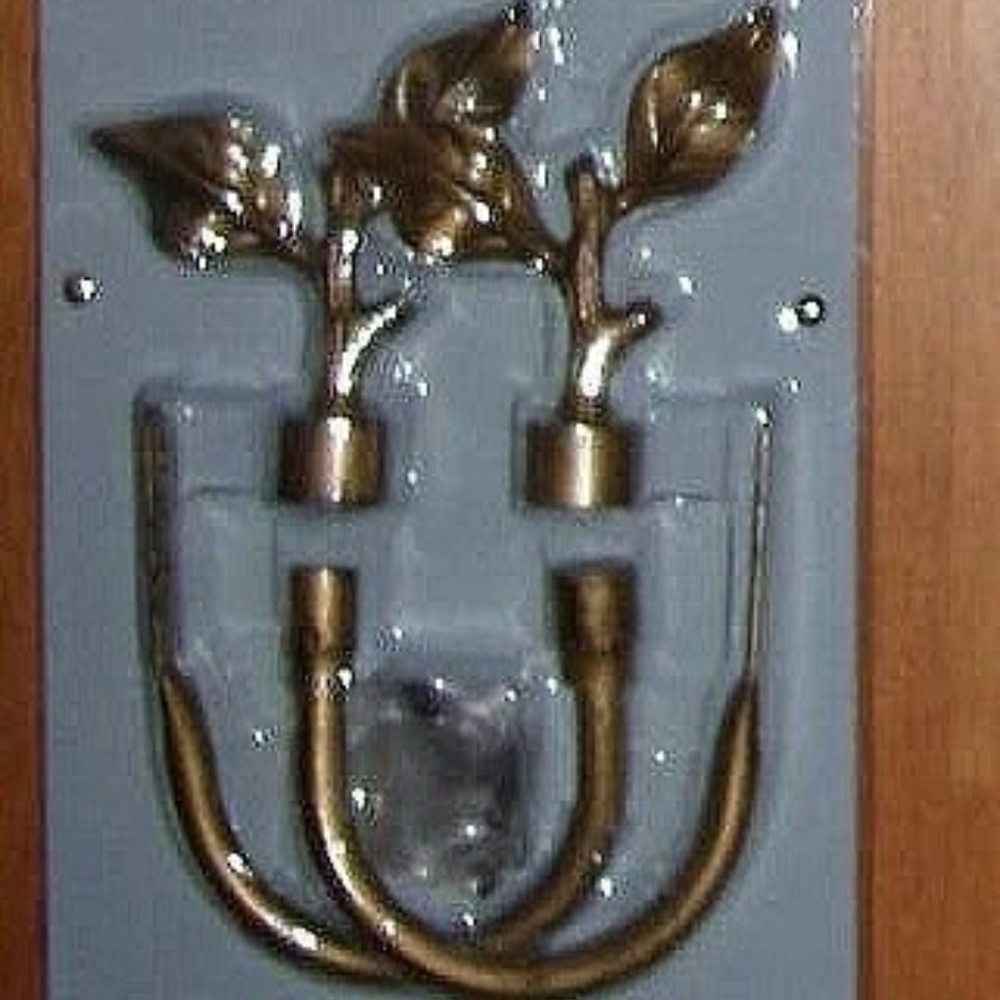 Vintage 2 brass metal leaves curtain tie hold back